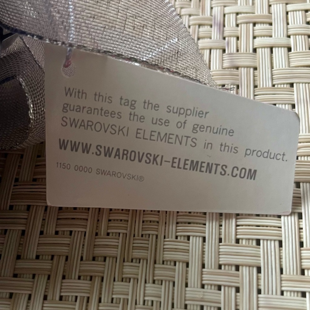 RARE Swarovski Elements Holiday Ornament HSN Cares Collection - Picture 11 of 16